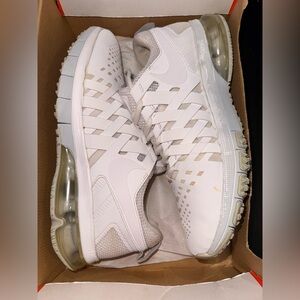 Nike Fingertrap Max AMP